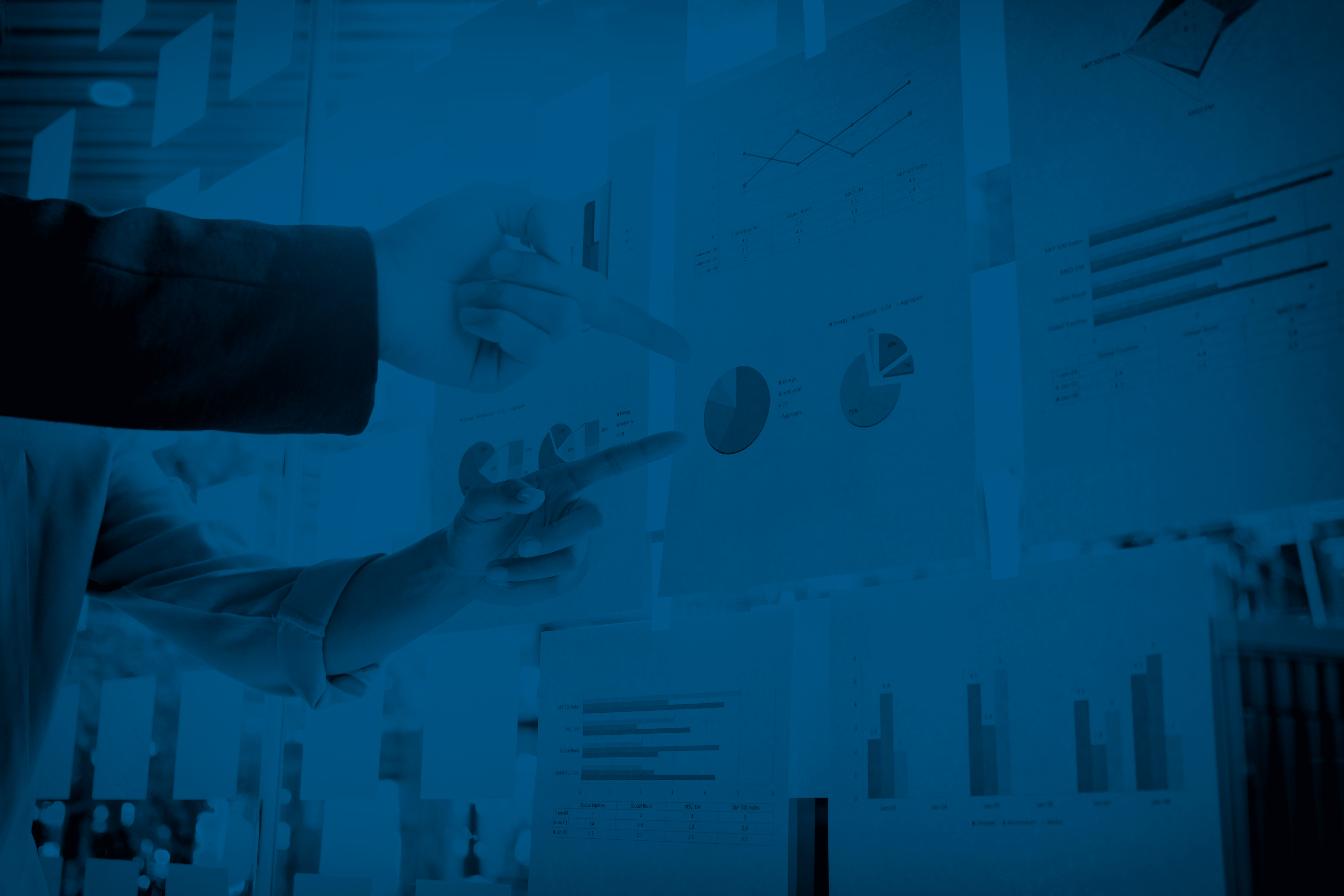 businessman-making-presentation-with-his-colleagues-business-strategy-digital-layer-effect-office-as-concept